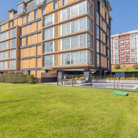 Holidea Parque Llamas * Santander